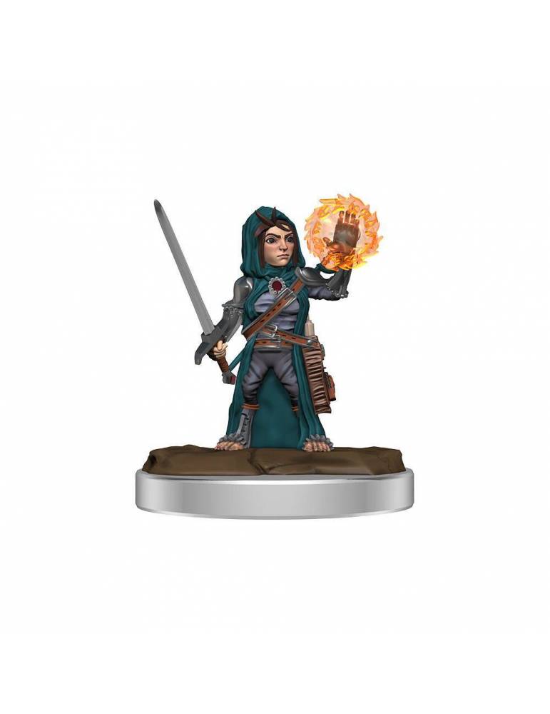 Pathfinder Battles Miniatura Premium pre pintado: Female Halfling Cleric